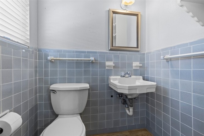 Photo - 1809 Westway Ave