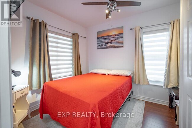 Photo - 5938 Dunn St