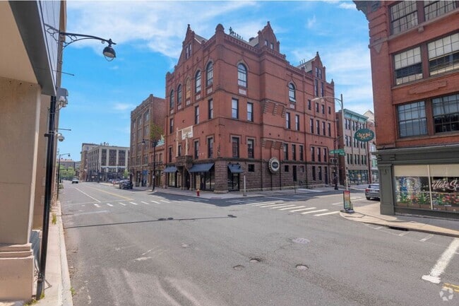 Building Photo - 199 Ann Uccello St Rental