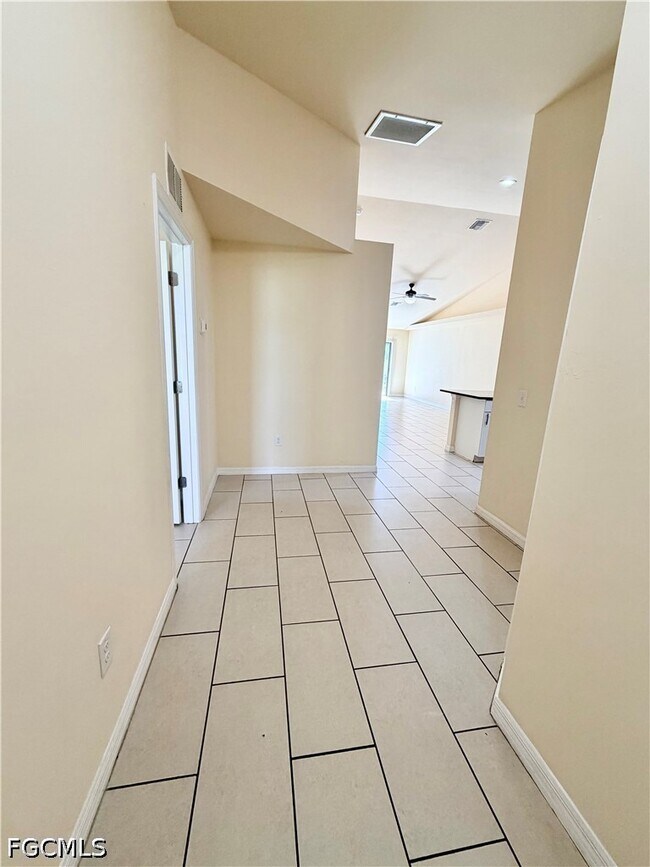Photo - 1044 NE 8th Pl