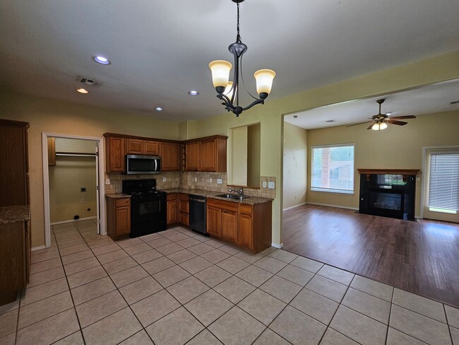 Photo - Moore Rental! Available NOW!
