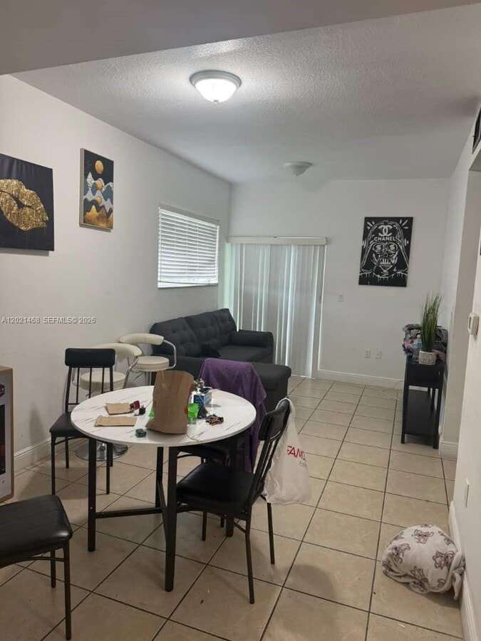 Photo - 2210 NW 34th St Unit 101