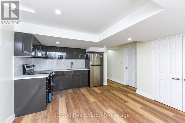 Photo - 5744 Philip Dr