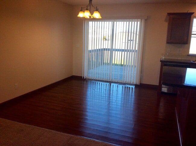 Photo - 4 bedroom, 3 bath Town home