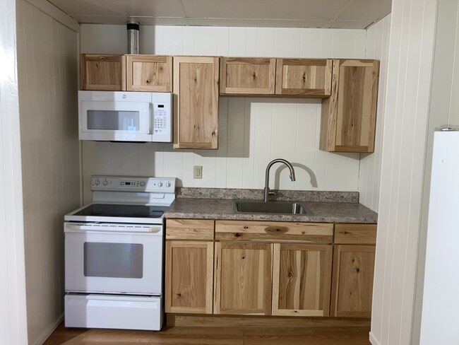 Building Photo - 12 W Southern Ave Unit 12