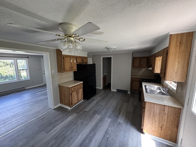 Photo - 94 Third St