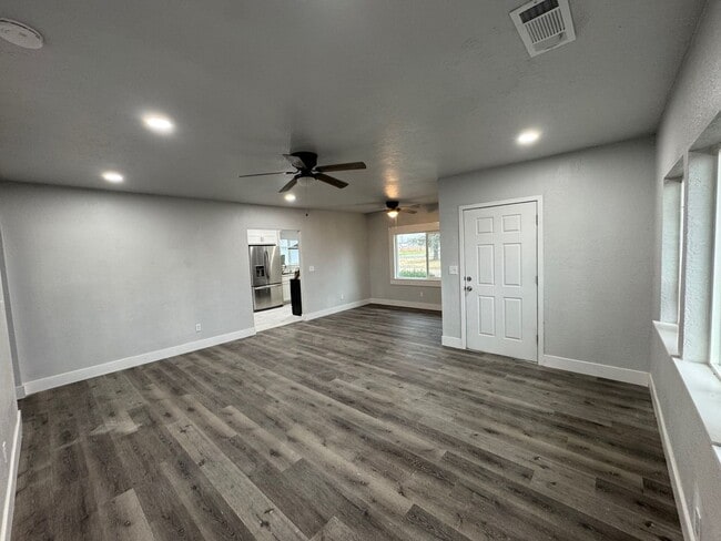 Photo - Country Living