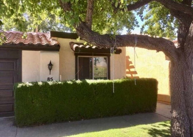 Photo - 85 Los Verdes Dr Townhome