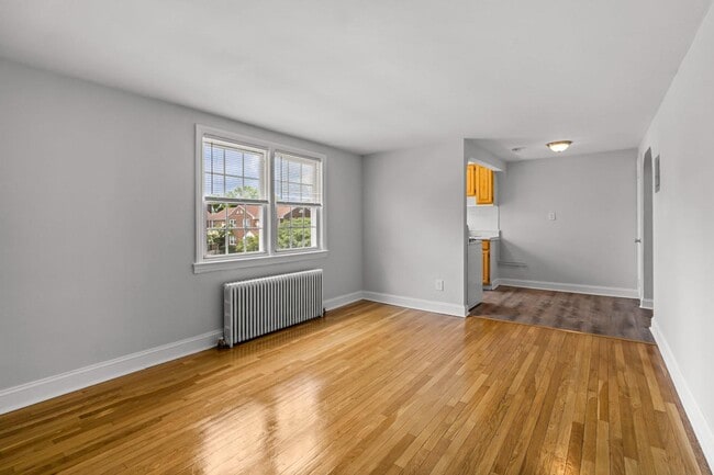 Shore Gardens Apartments