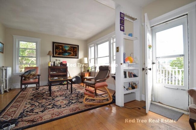 Photo - 215 Boston Ave