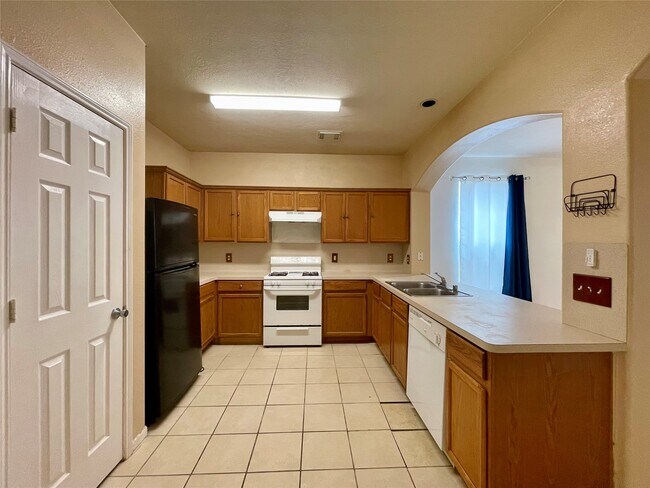 Photo - 21142 Field House Ct