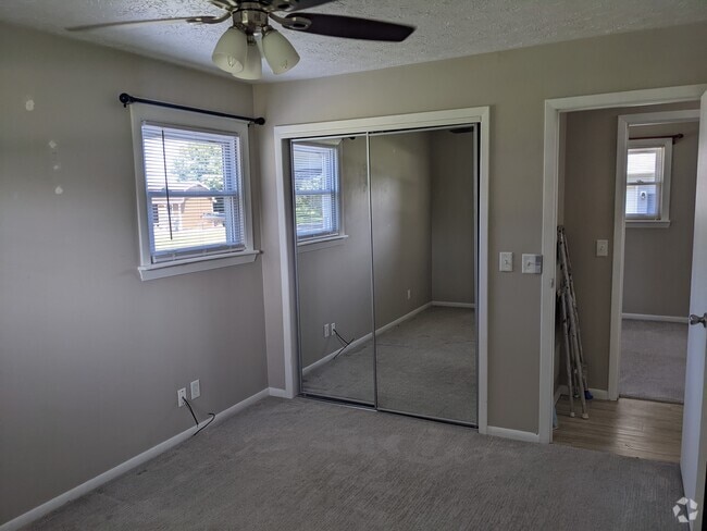 Building Photo - 8016 Stacy Road Rental