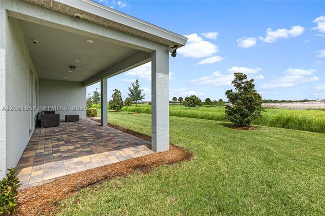 10407 SW Captiva Dr