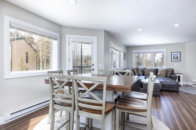 Building Photo - 290 Broken Lance Dr Unit ID1387670P