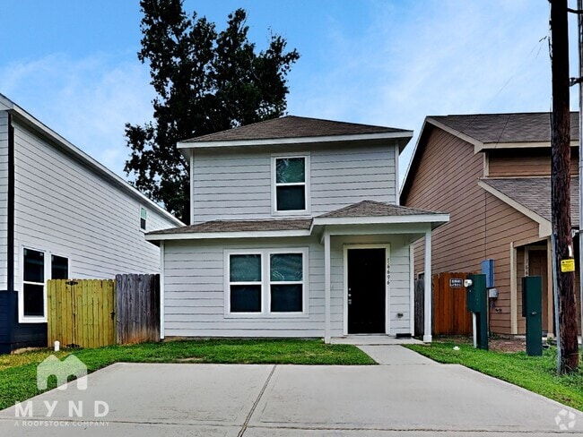 Building Photo - 16696 E Ivanhoe St Rental