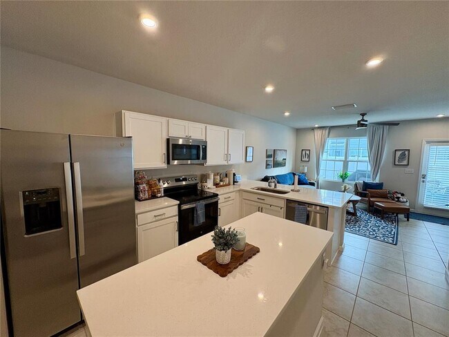 Photo - 4644 Old Blush St