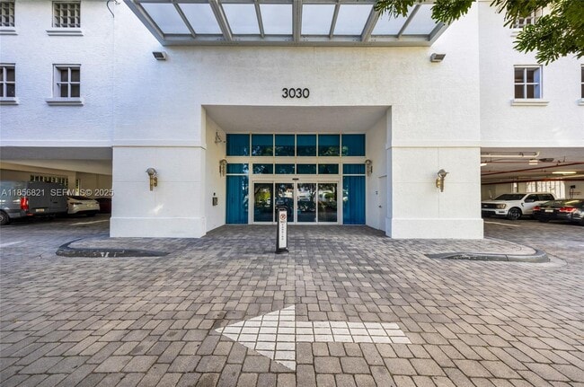 Photo - 3030 NE 188th St Unit 602