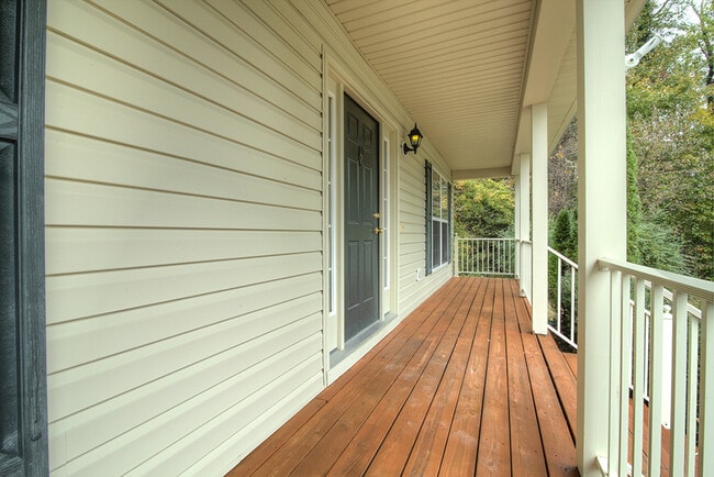 Photo - Large 3 Bedroom Home in Glen Allen! ***Available Mid July 2026***