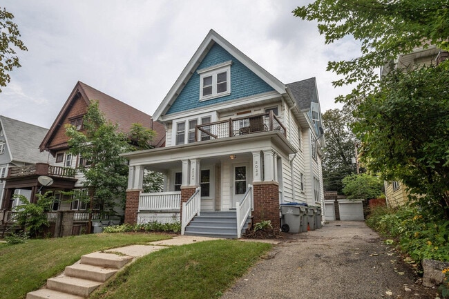 Photo - 2022 N 48th St