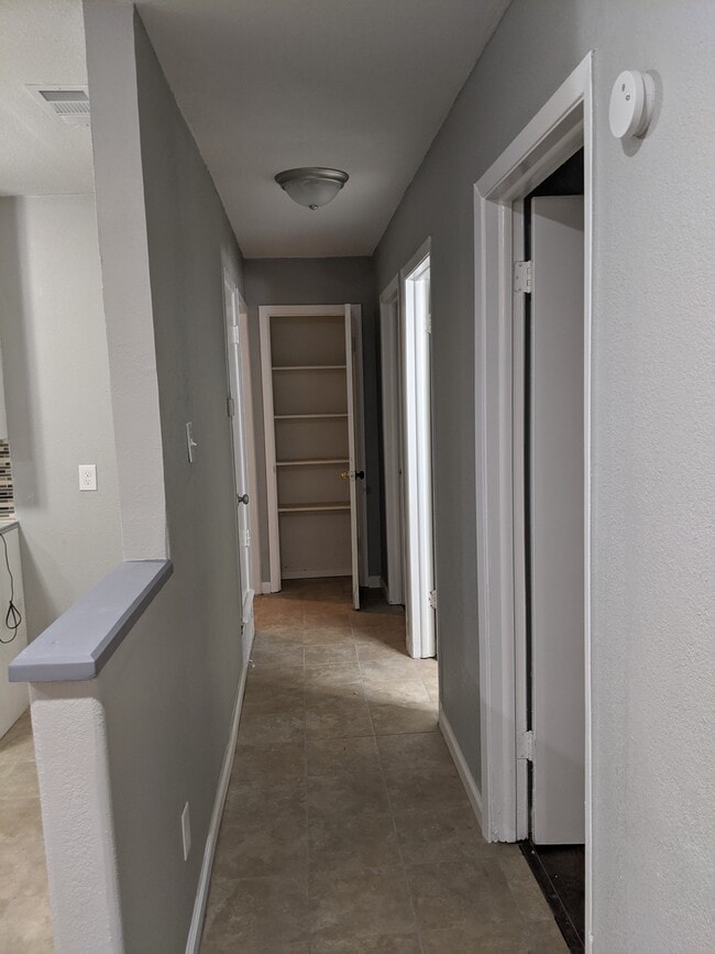 Photo - 14419 Briarcrest Dr House