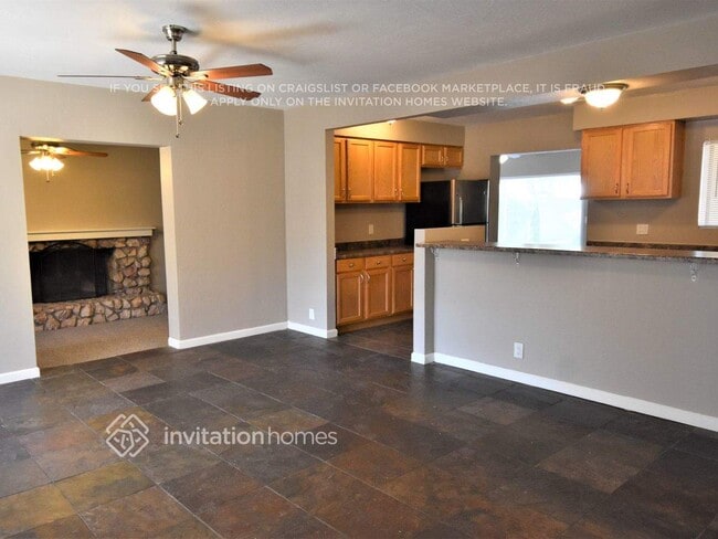 Photo - 2532 E Clarendon Ave