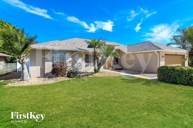 Photo - 1347 Armory Dr NE