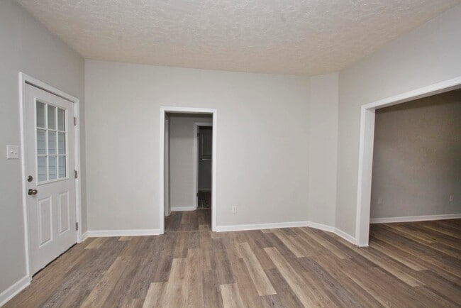 Photo - 1300 Todd Ave