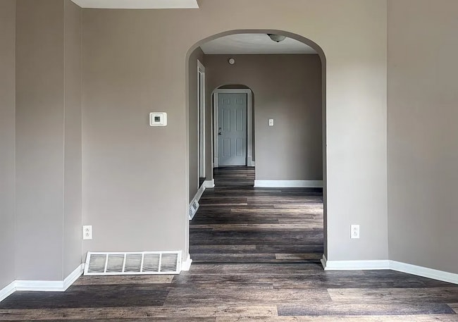 Photo - 7 Earl Ave Unit 7