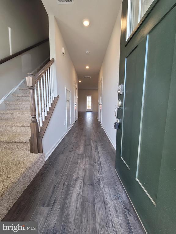 Photo - 50 Peregrine Way
