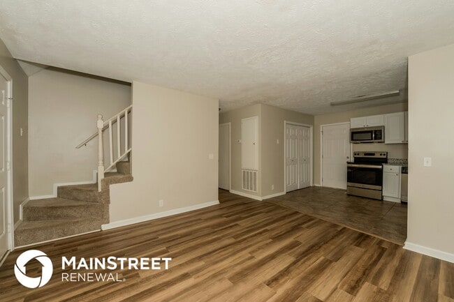 Photo - 3203 Lakeford Dr