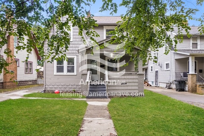 Building Photo - 456 Noah Ave