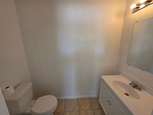 Photo - 400 Elliott Ln