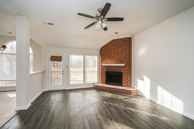 Photo - 7117 Gloucester Way Dr