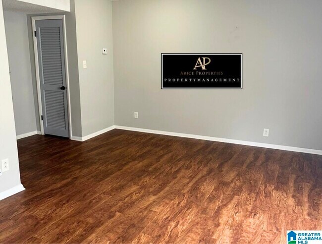 Photo - 820 Beacon Pkwy E Unit D