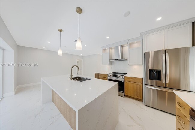 Photo - 8825 SW 151st St