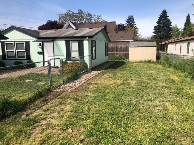 Photo - 167 W Rose St