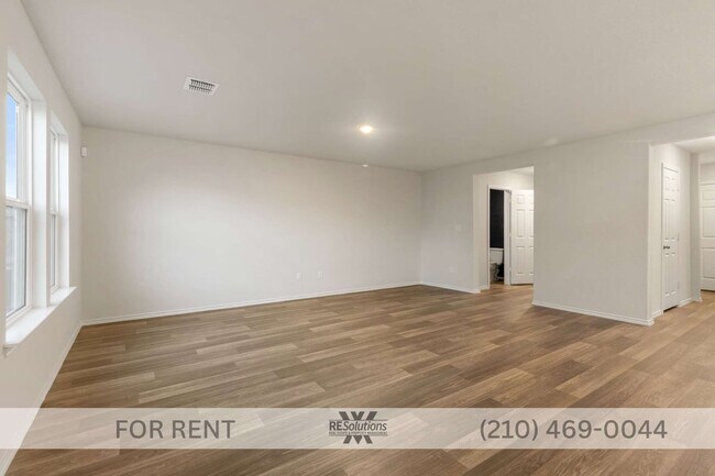 Photo - 7328 Littlefoot Ln