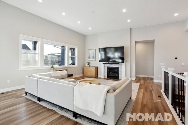 Photo - 268 Orion Ct