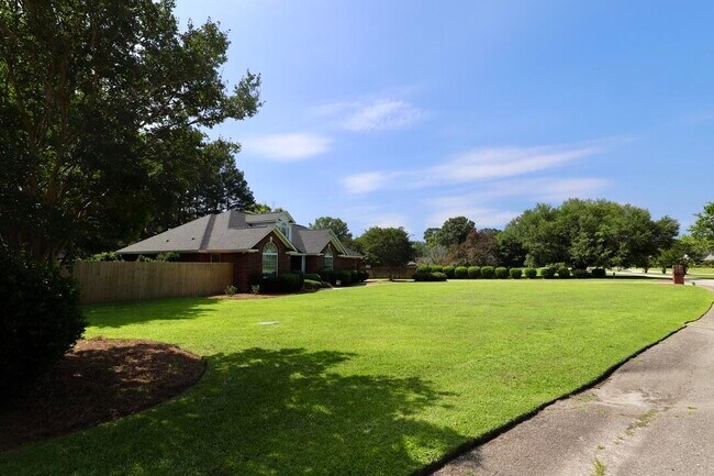 Photo - 595 St Augustine Dr