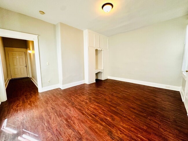 Photo - 621 E Burnett Ave Unidad 621 E. Burnett B