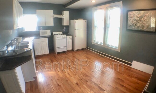 Photo - 116 N Kinney Ave