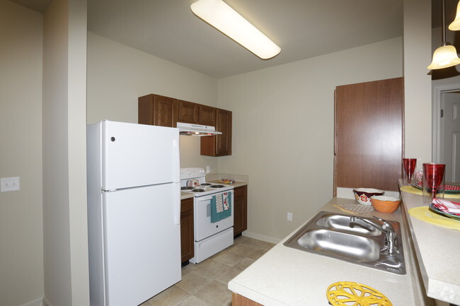 Peaks of Tazewell - Peaks of Tazewell Apartments