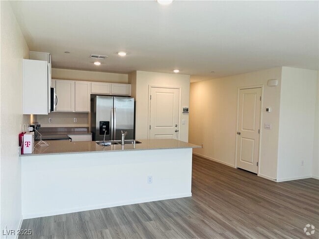 Building Photo - 10160 Mulberry Rdg St Rental