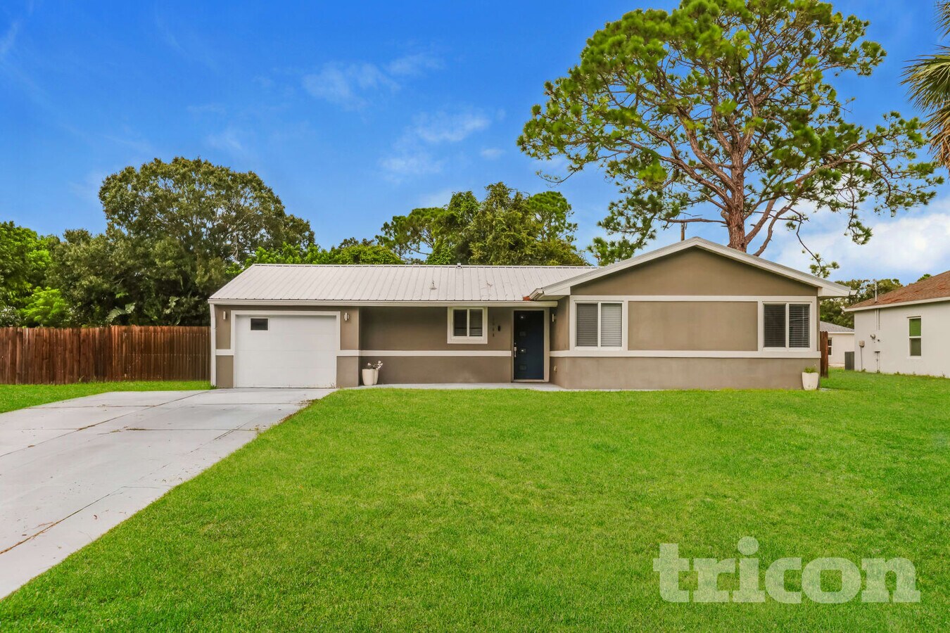 Photo - 1040 Grapefruit Rd SE House