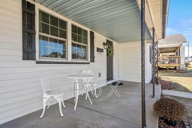 Photo - 415 N Pennsylvania St