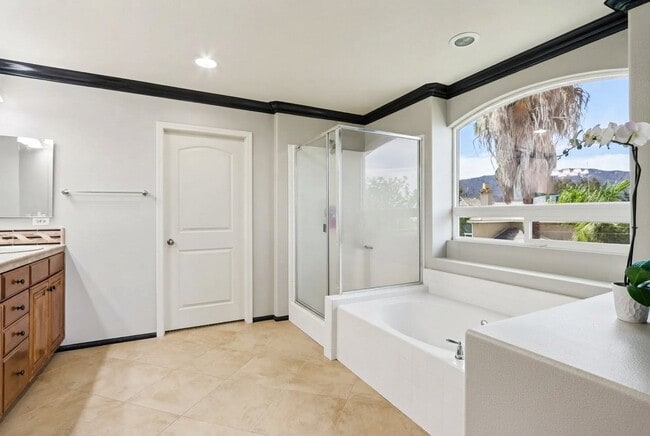 34213 Clovis Way