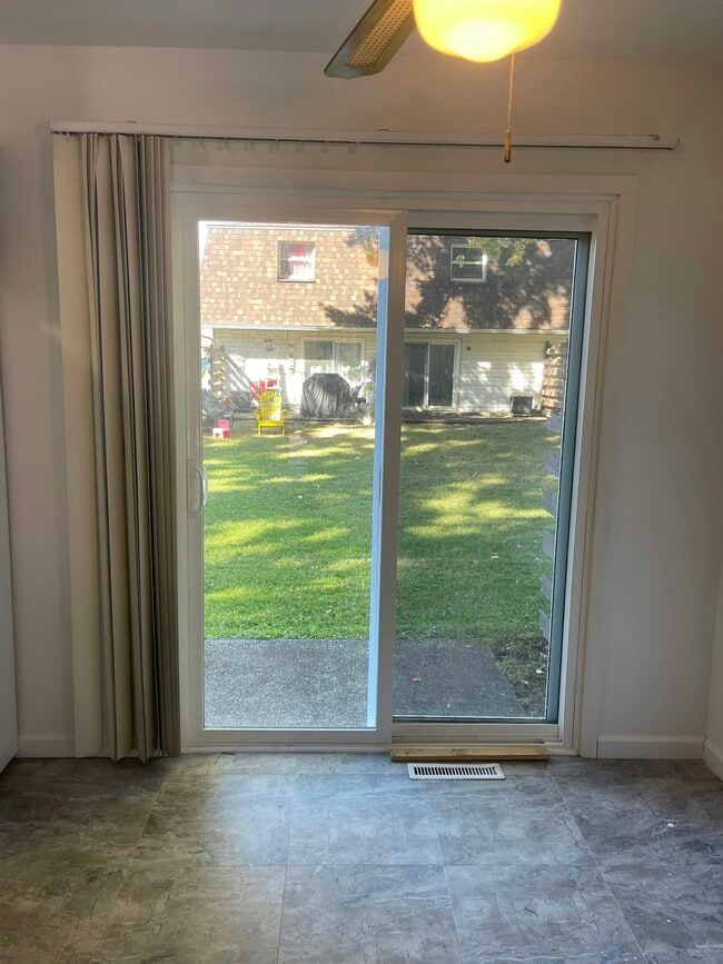 Photo - 4161 W Ridge Rd