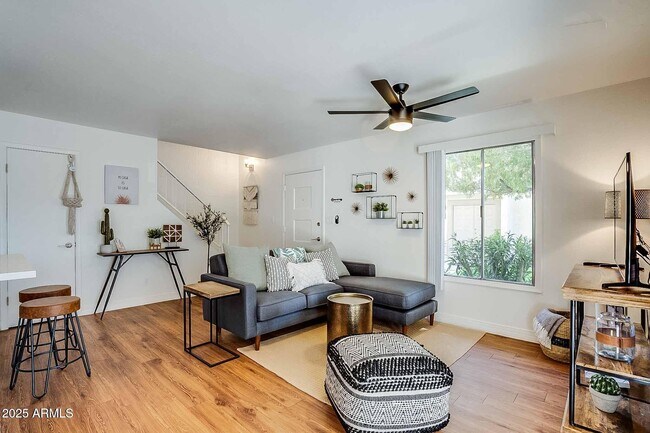 7906 E Keim Dr