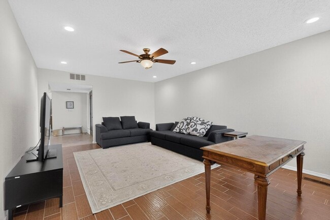 Photo - 9735 Village Green Dr NE