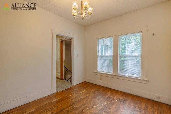 Photo - Perfect Location!